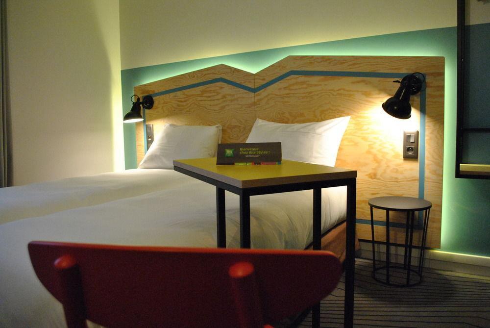 Ibis Styles Nation Porte De Montreuil Hotel 3*