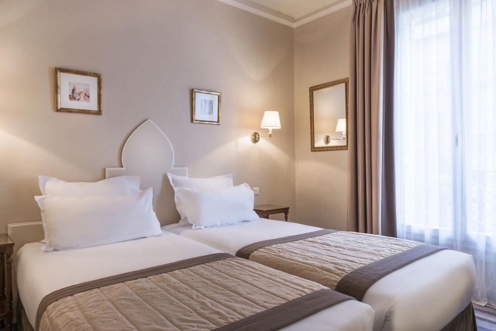 Magda Champs Elysees Hotel 3*