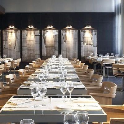 Ac Porte Maillot Hotel 4*