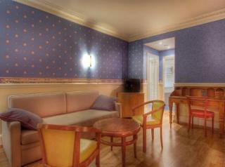 Claude Bernard Saint-germain 3* Paris