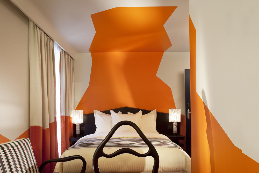 Private - Champs-elysees Apartment *