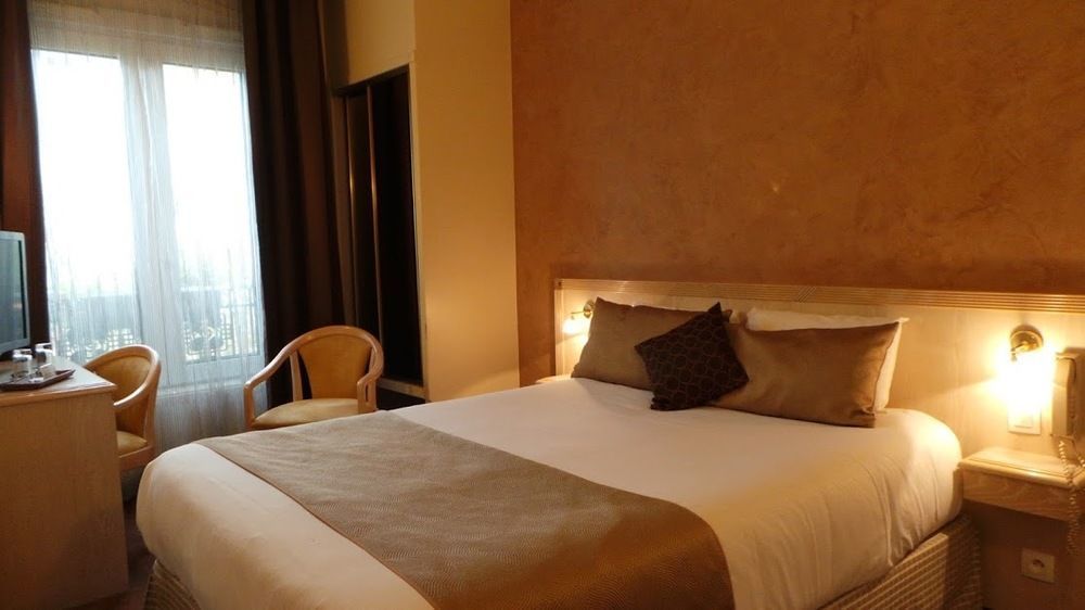 Hotel Champerret Elysées