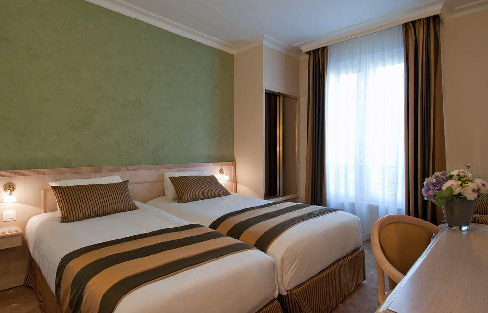Hotel Champerret Elysées 3*