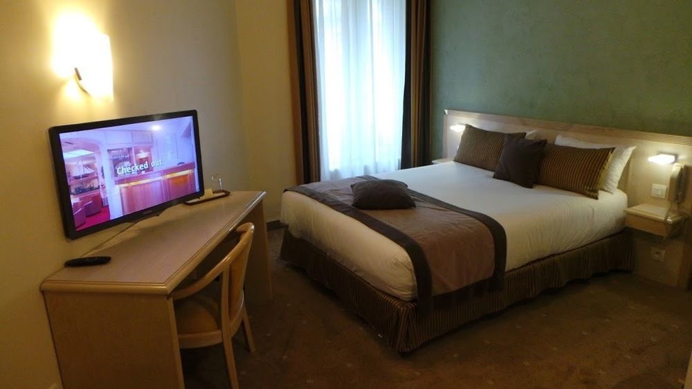 Hotel Champerret Elysées Paris