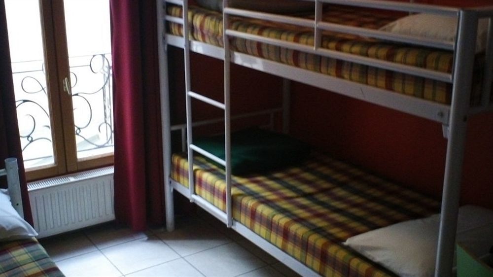 Le Montclair Montmartre By River Hostel