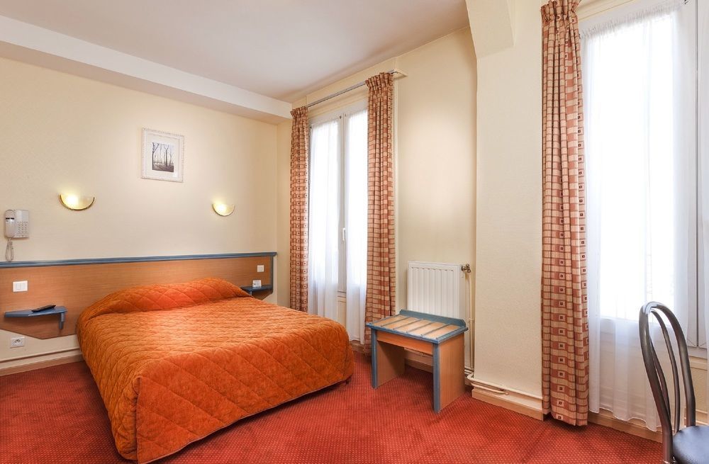 Lena Hotel