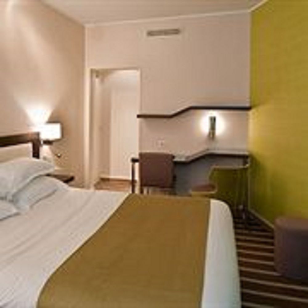Doisy Etoile Hotel