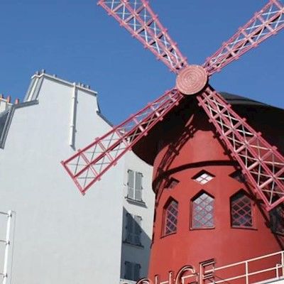 Moulin Plaza 3*