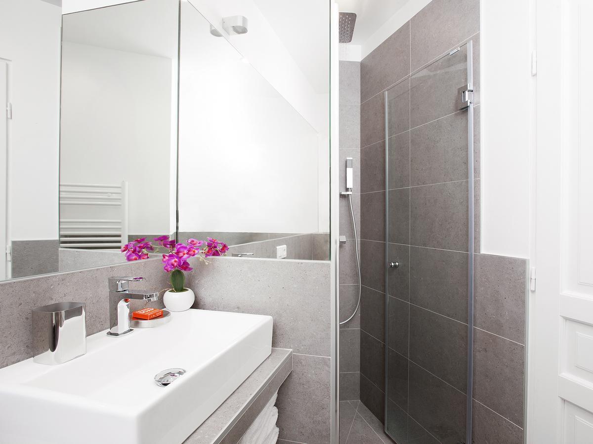 Livinparis - Luxury 4 Bedrooms Opera Lafayette Ii