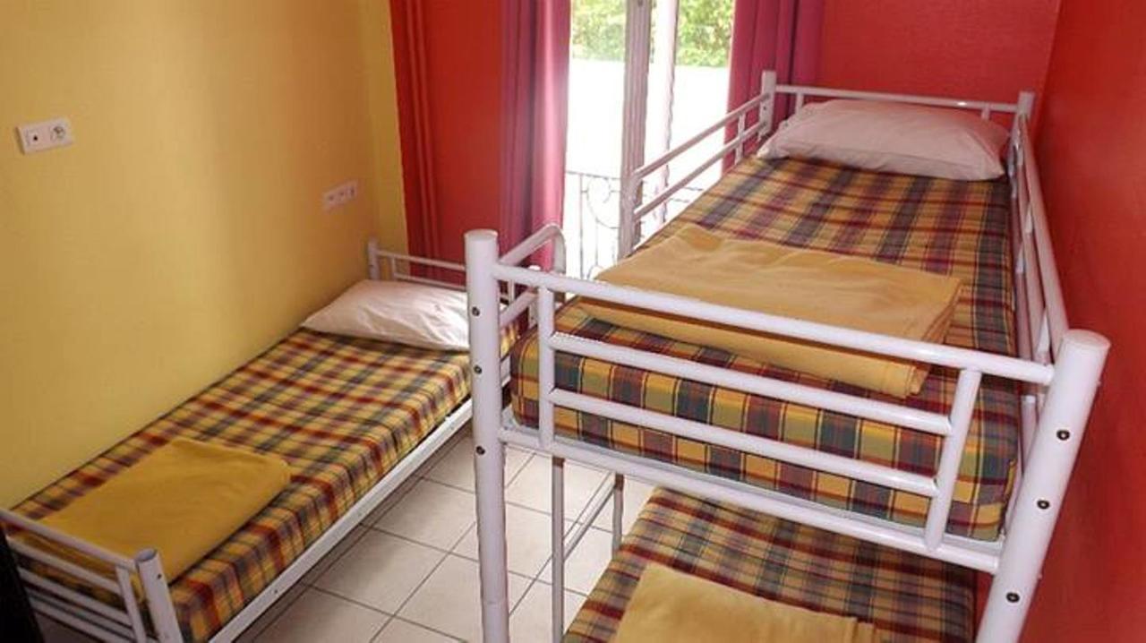 Hostel Le Montclair Montmartre By River *