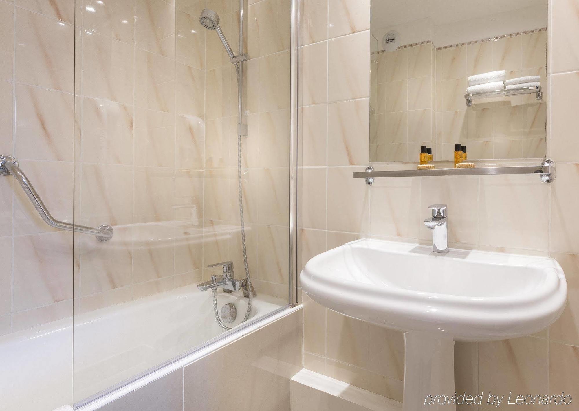 Rivoli Hotel 3*