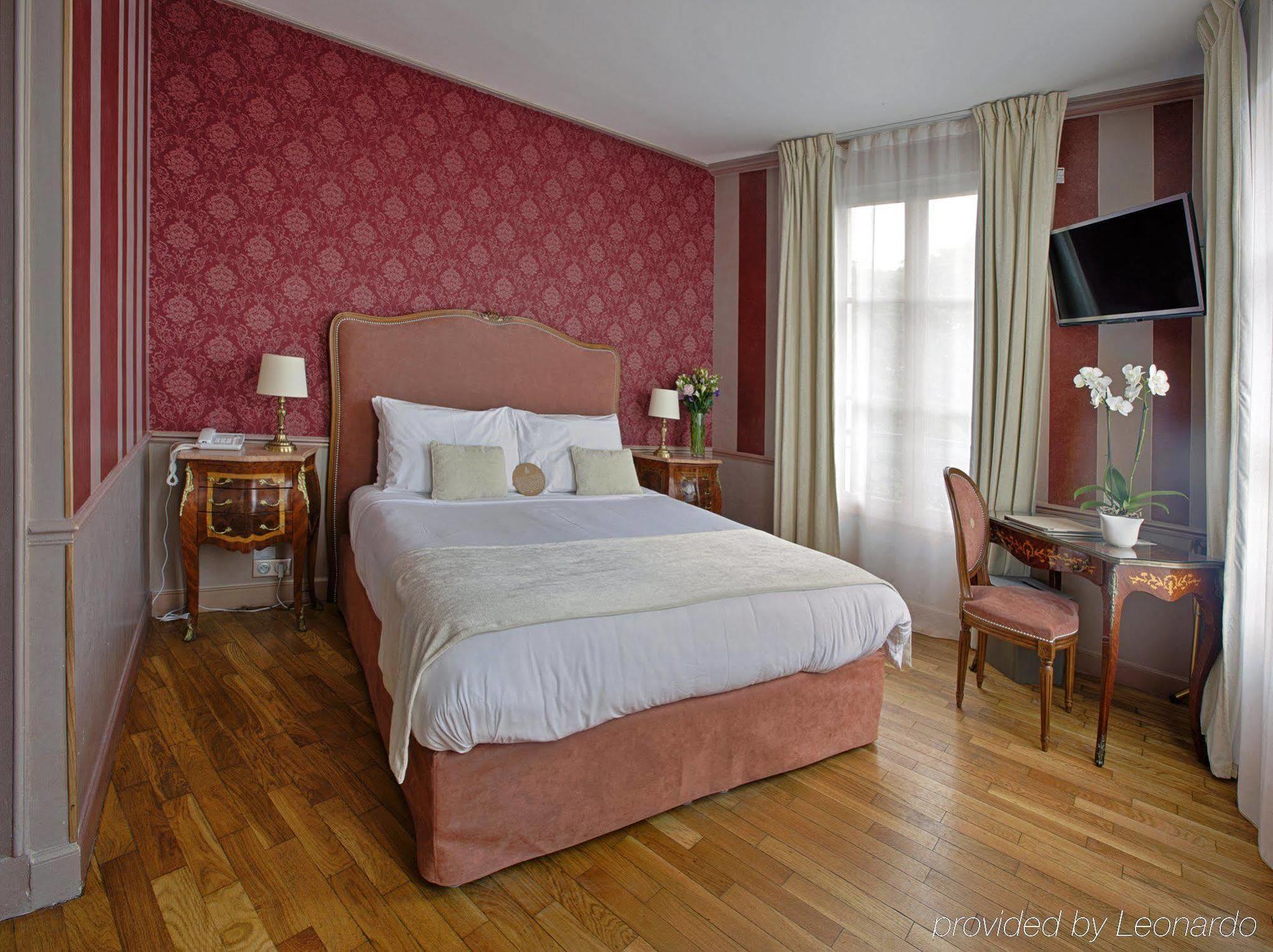 Eiffel Trocadero Hotel 4*