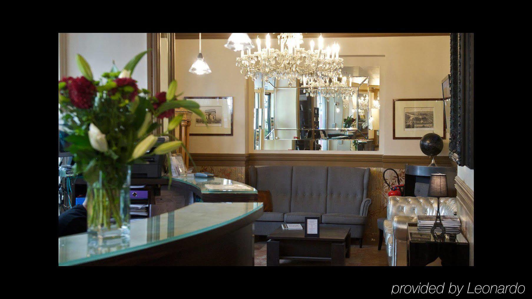 Hotel Petit Saint-honore