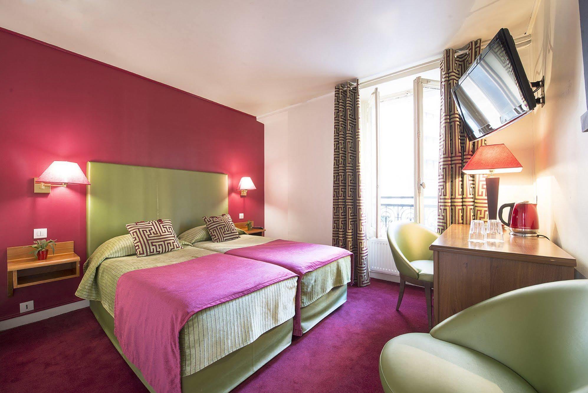 France Eiffel Hotel