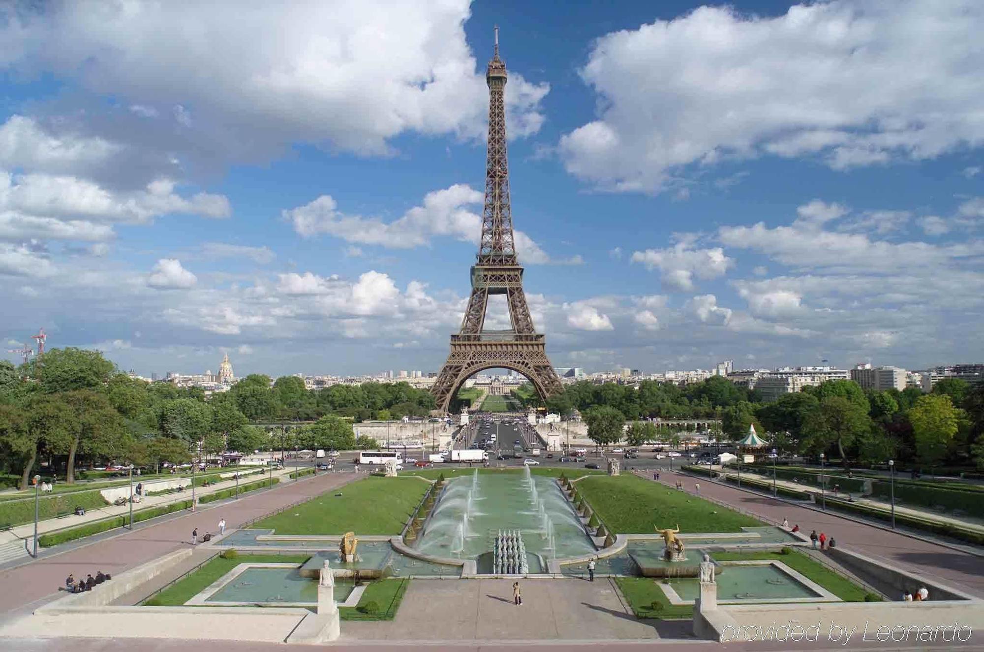 Mercure Arc De Triomphe Wagram