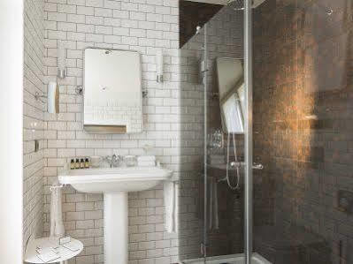 Whistler Hotel 4*
