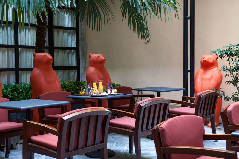 Golden Tulip Opéra De Noailles Hotel 4*