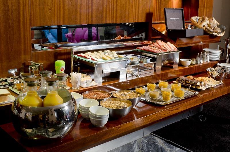 Golden Tulip Opera De Noailles 4* Paris