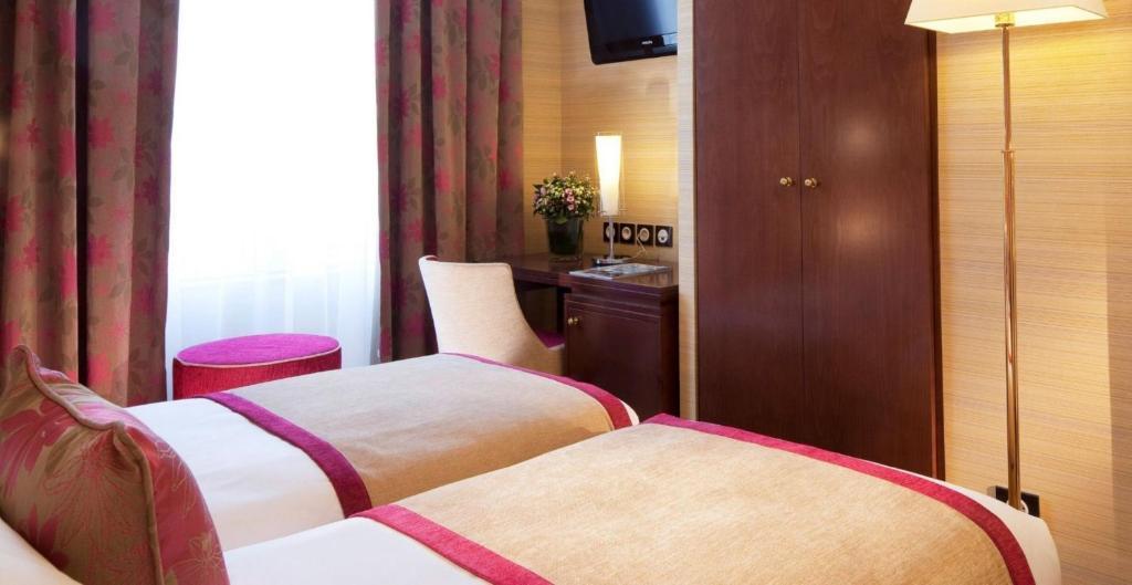 Hotel 85 Saint Honore Paris