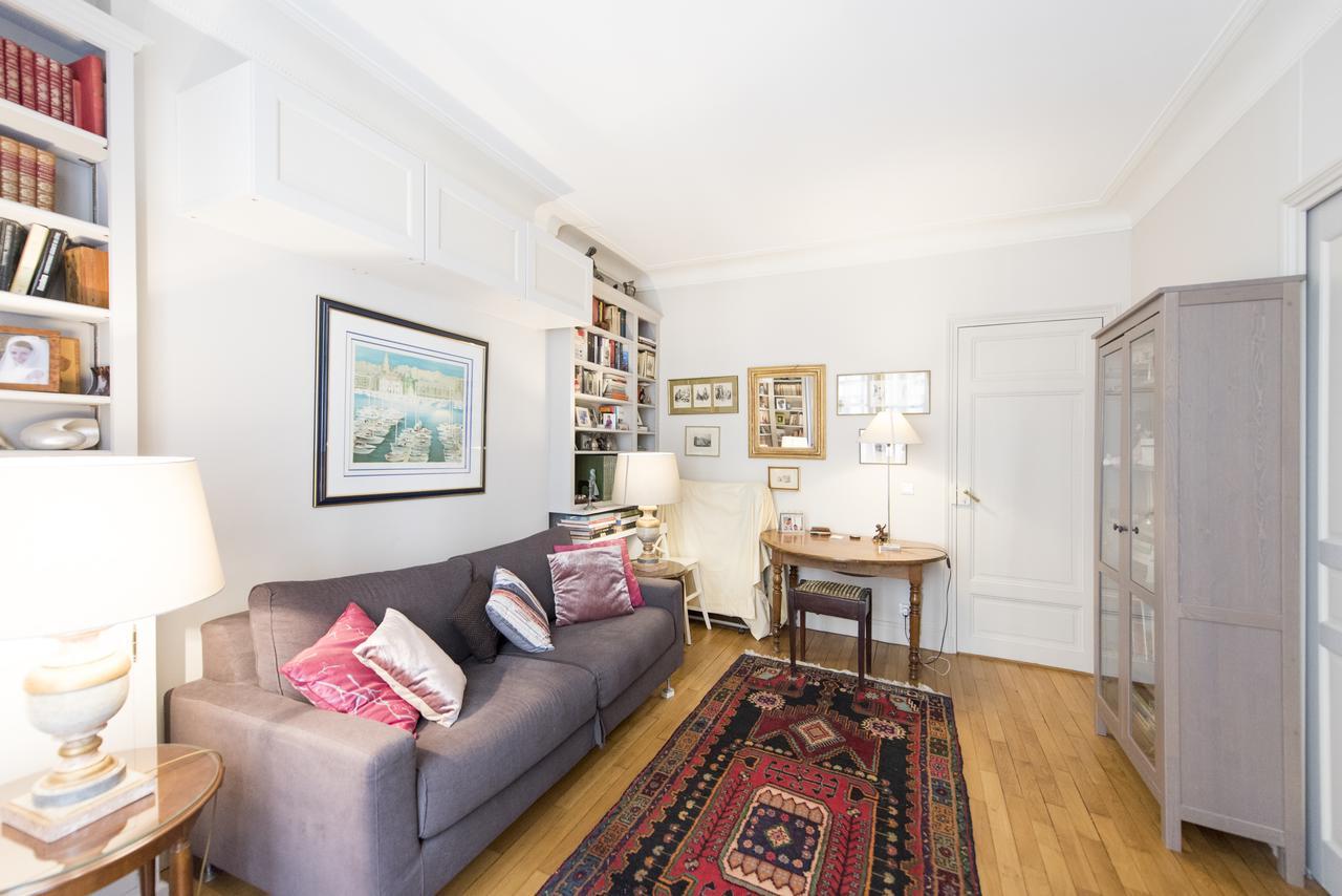 Appartement Veeve - Vintage Elegance In The 16th
