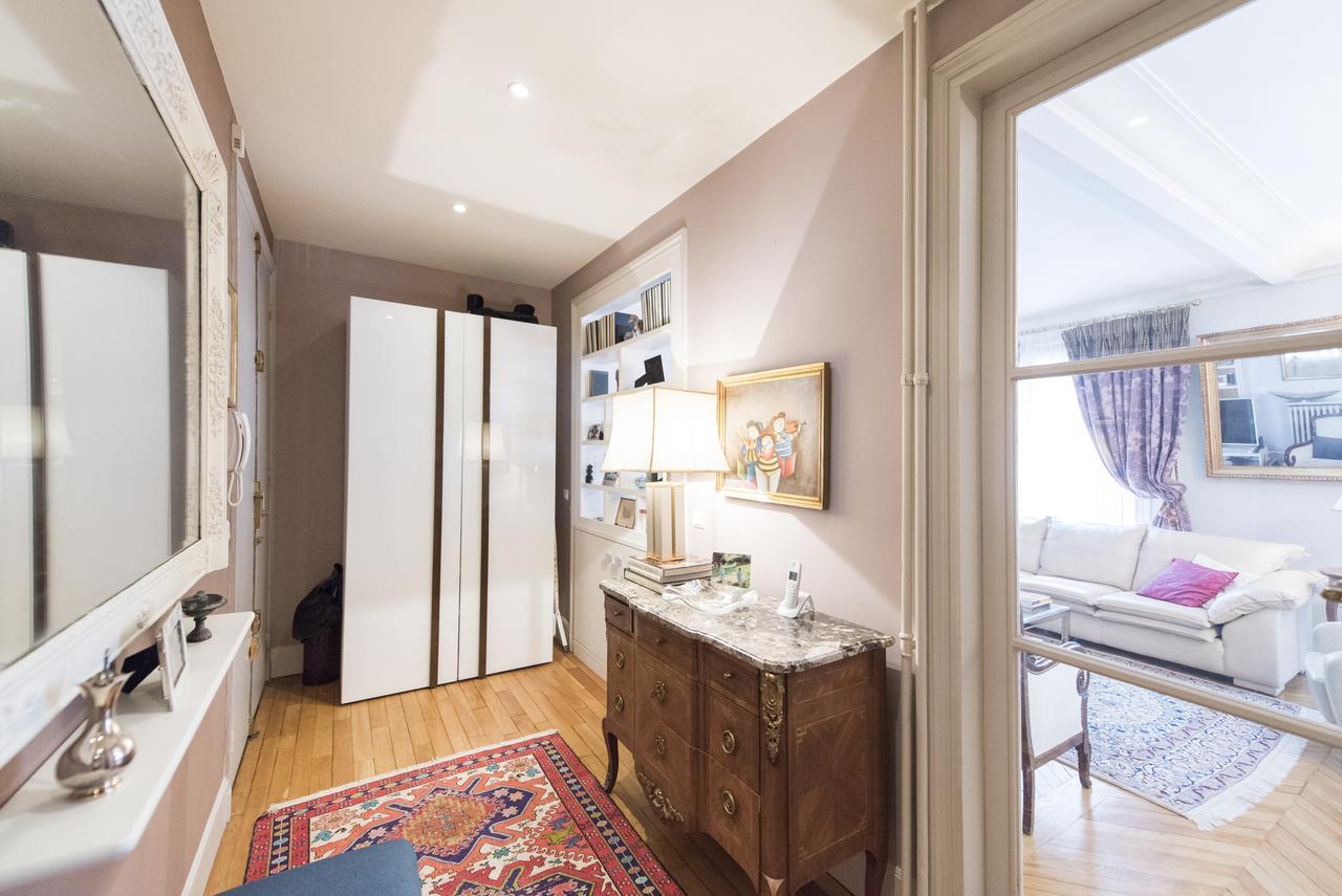 Appartement Veeve - Vintage Elegance In The 16th