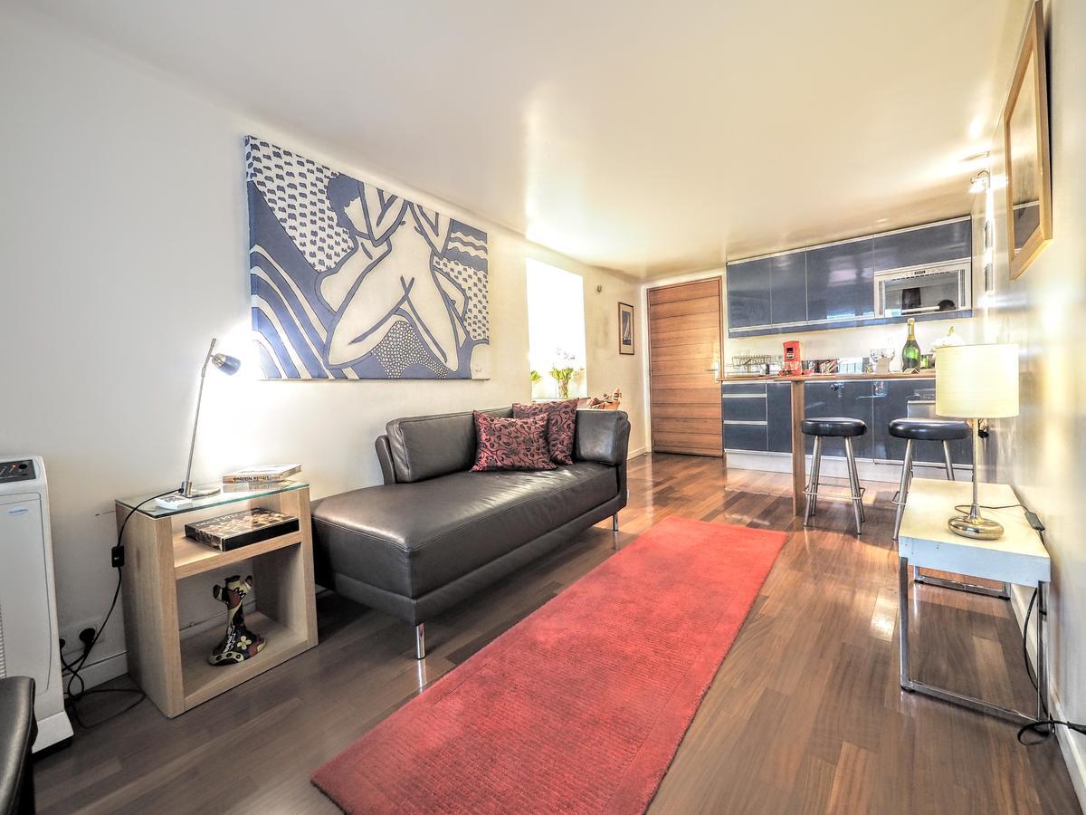 Apartment Louvre Bourbon Chicsuites