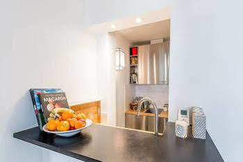 We - Tour Eiffel 75007 Appartement
