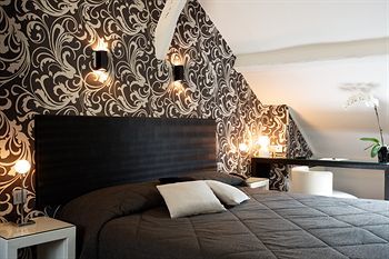 Hotel Passy Eiffel 3*
