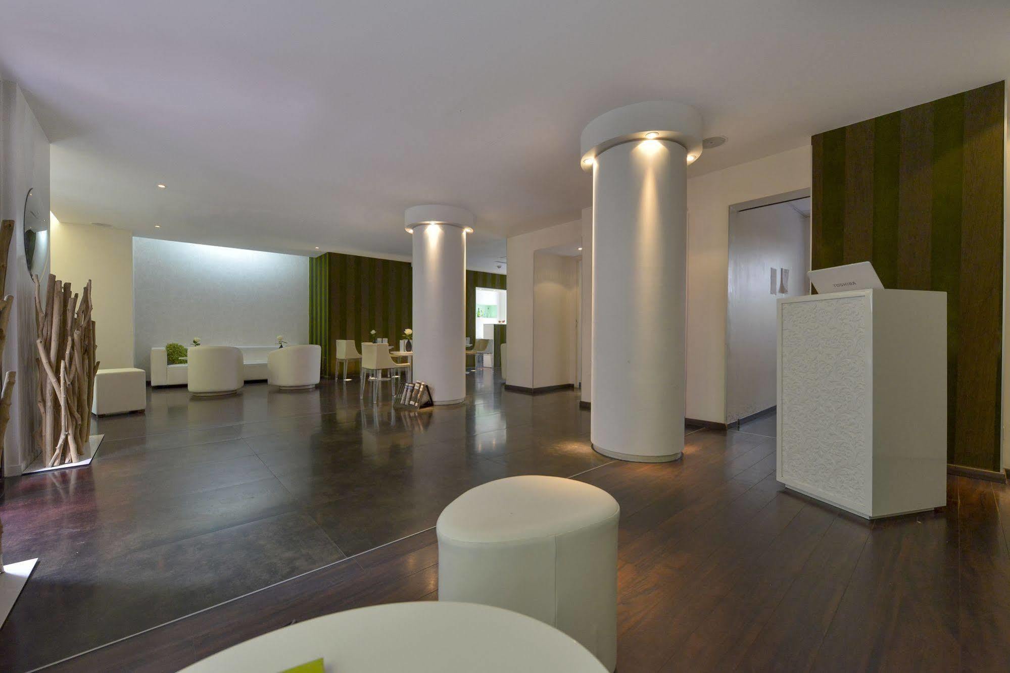 Hotel Le Quartier Bercy-square Paris