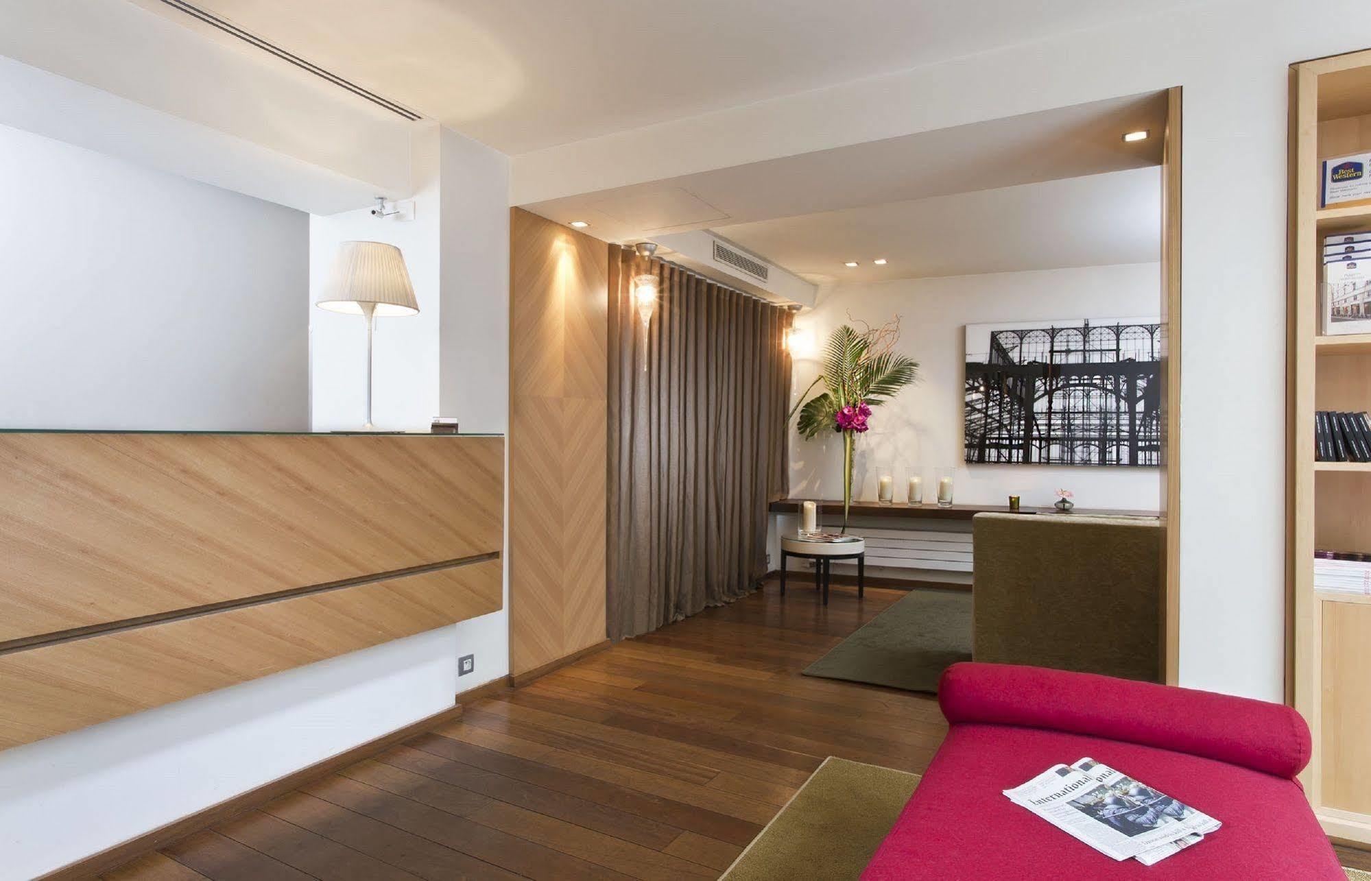 Le Colisée Hotel 3*