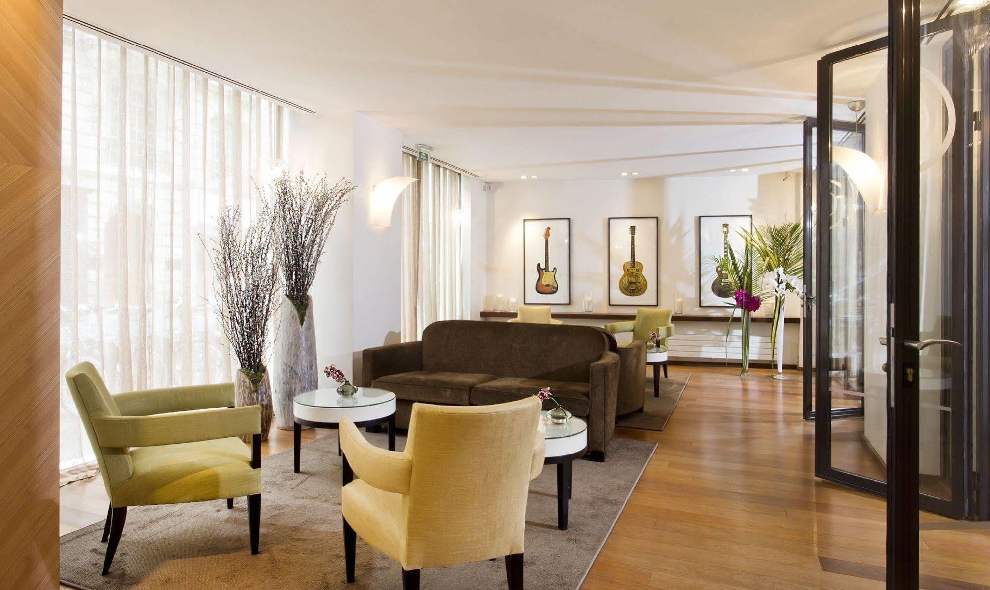Hotel Le Colisee Paris