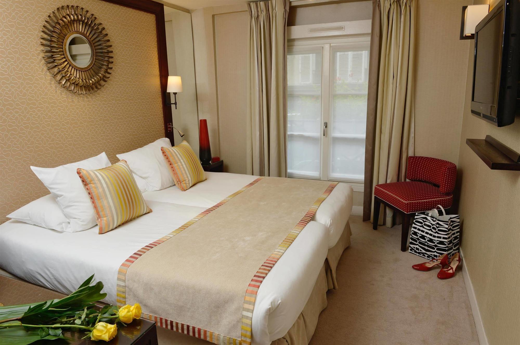 Hotel Folkestone Opera 3*