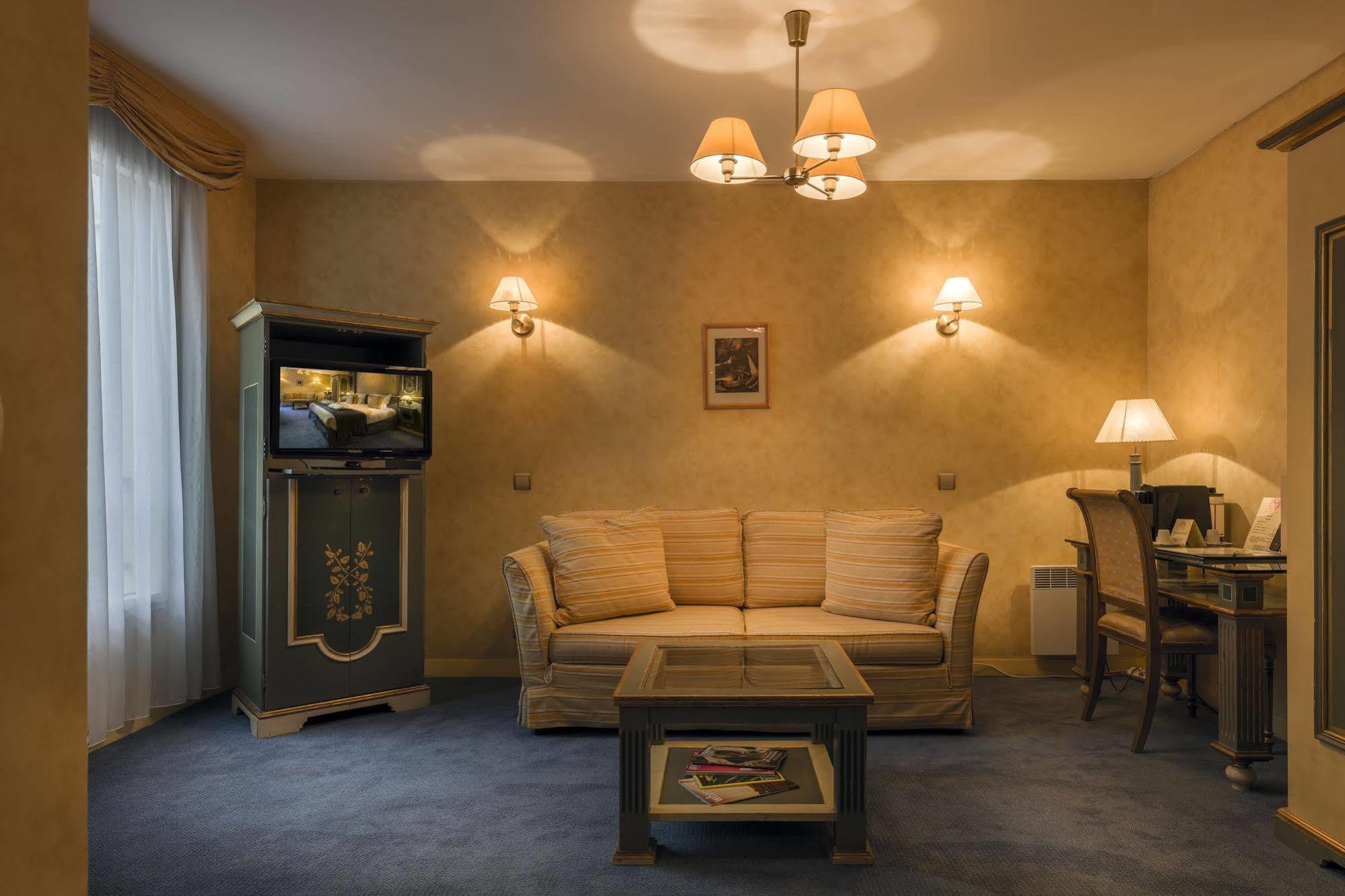 Beaumarchais Hotel Paris