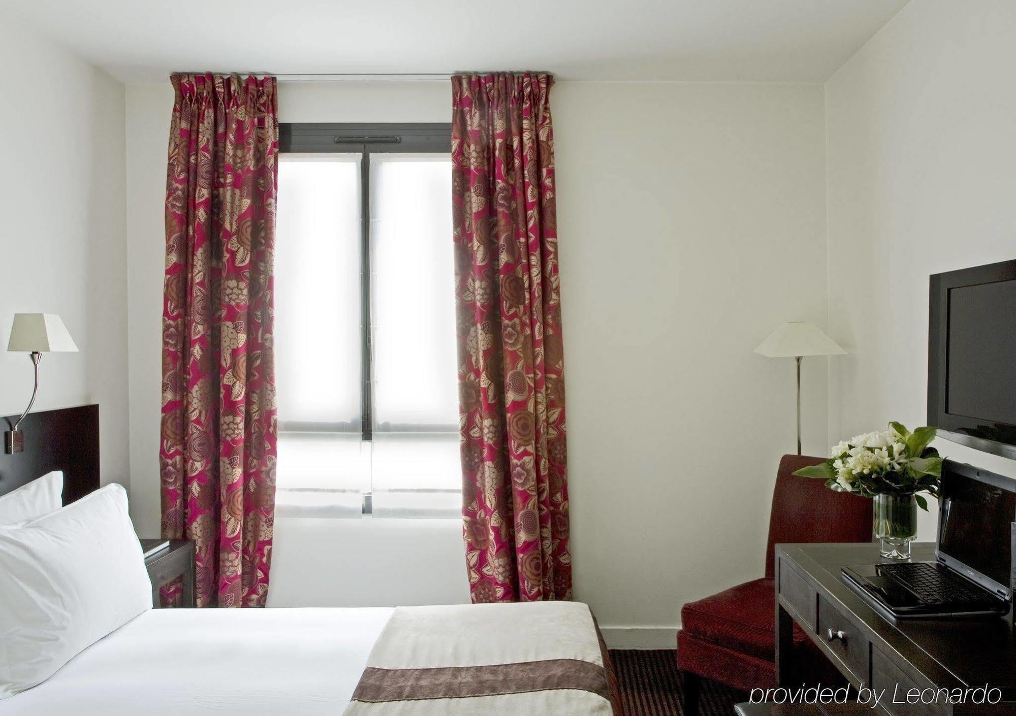 Plaza Tour Eiffel Hotel Paris