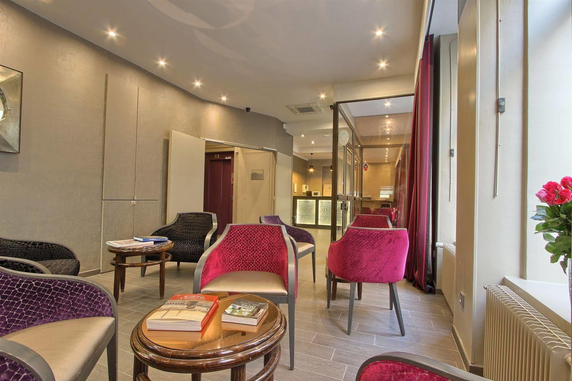 Margaux Opera Montmartre Hotel 3*