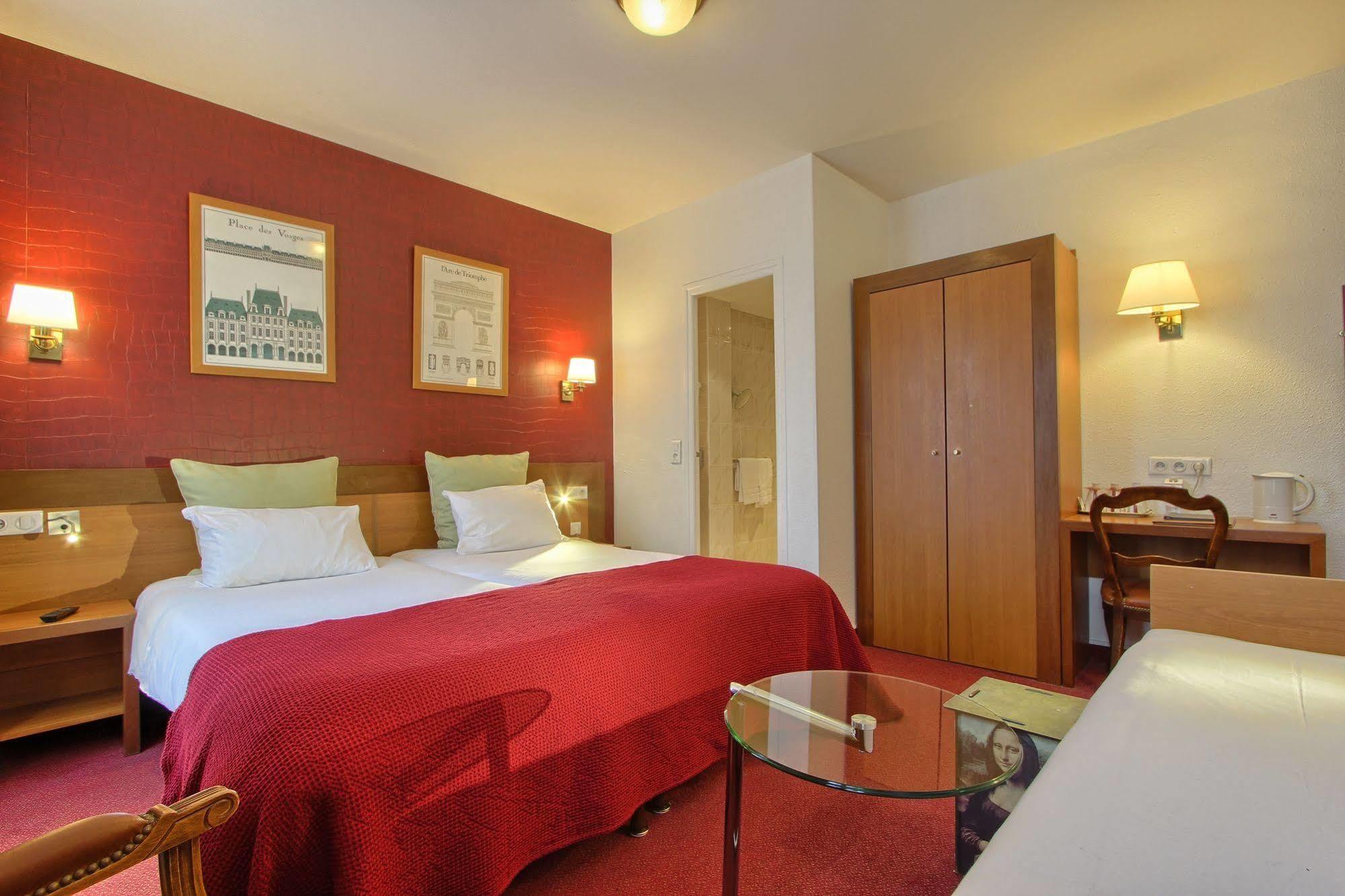 Timhotel Invalides Eiffel 3*