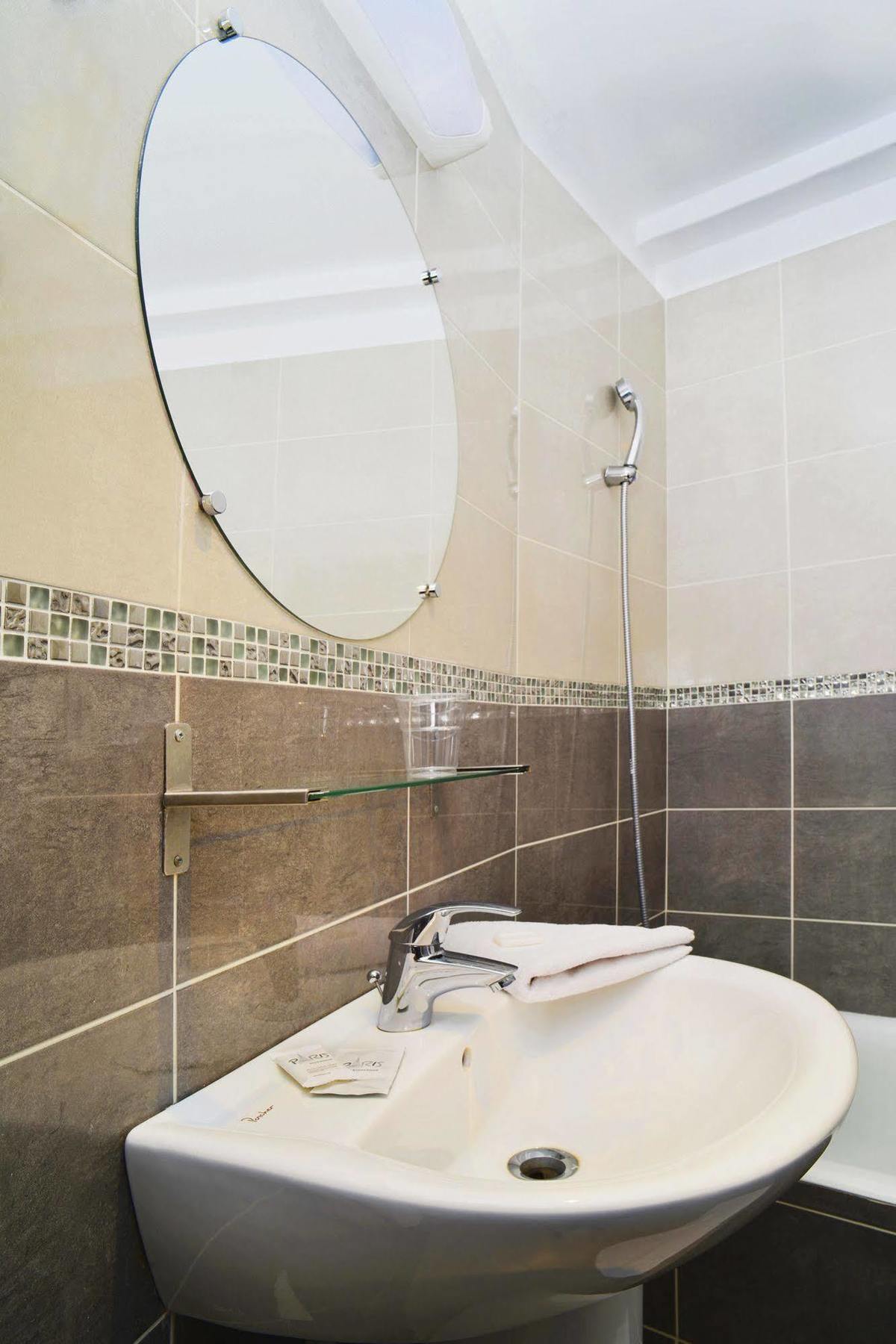 Ambassadeur Hotel Paris