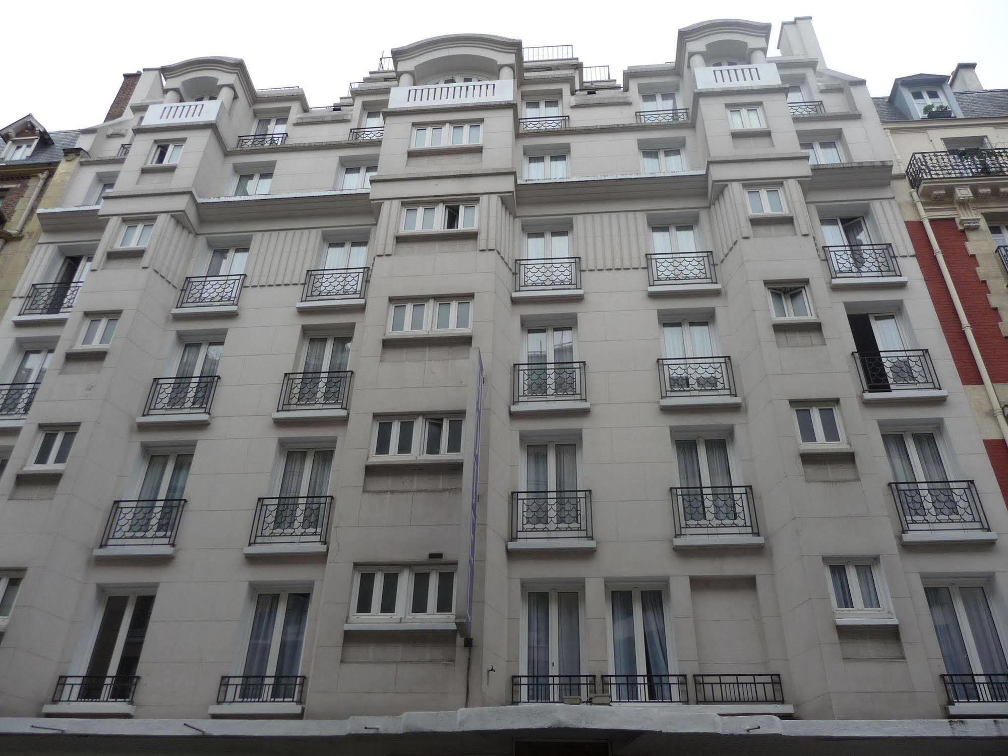Ambassadeur 3* Paris