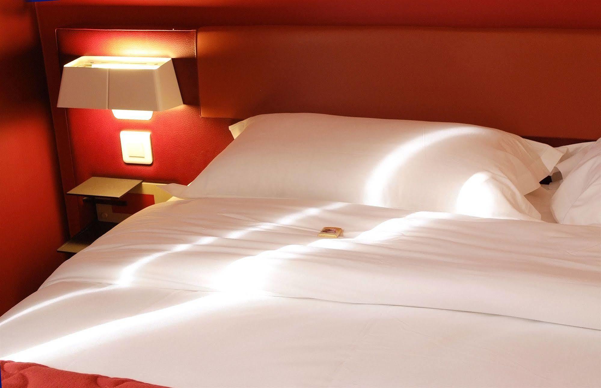 Hiro, New 2024 Hotel Paris