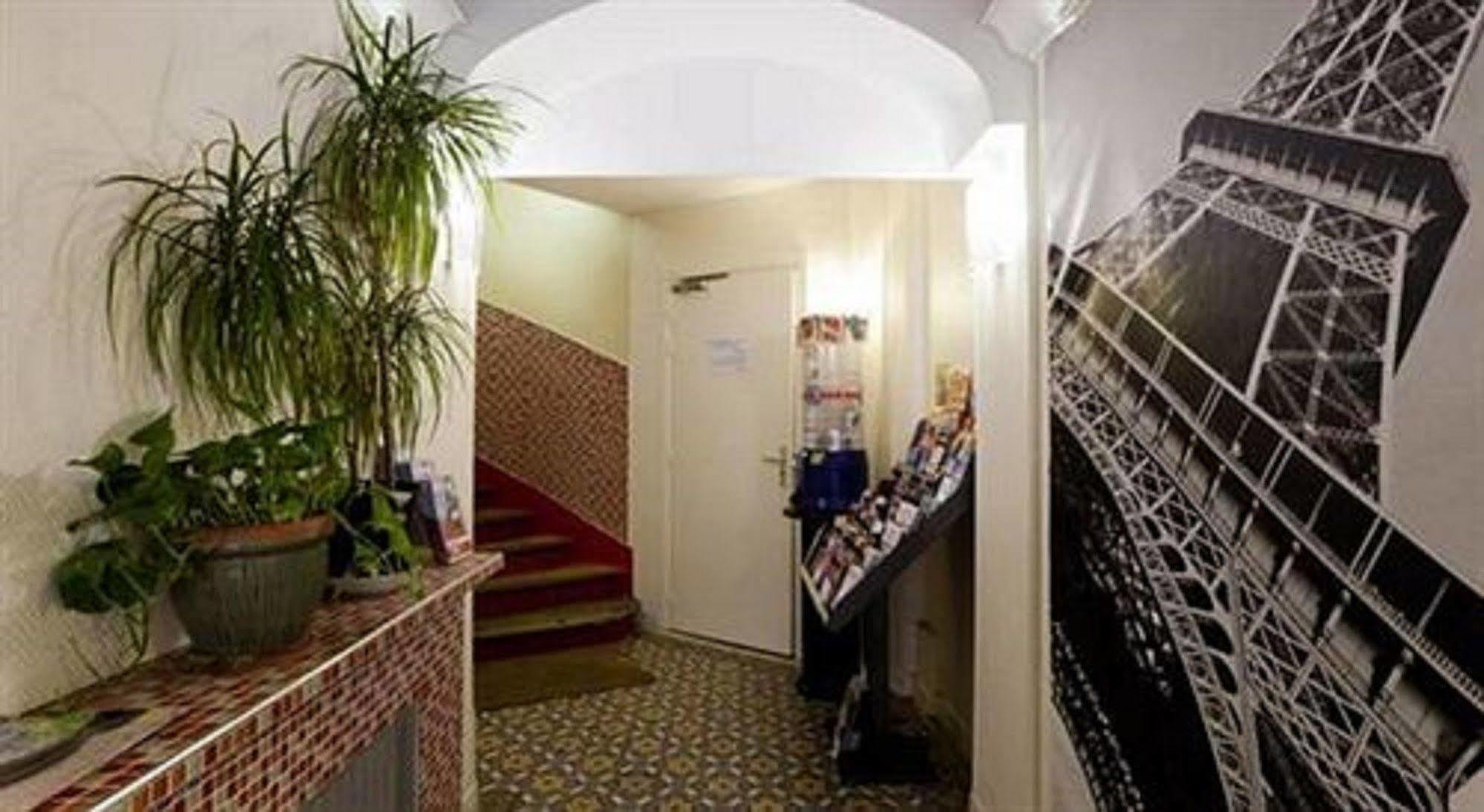 Bervic Montmartre Hotel