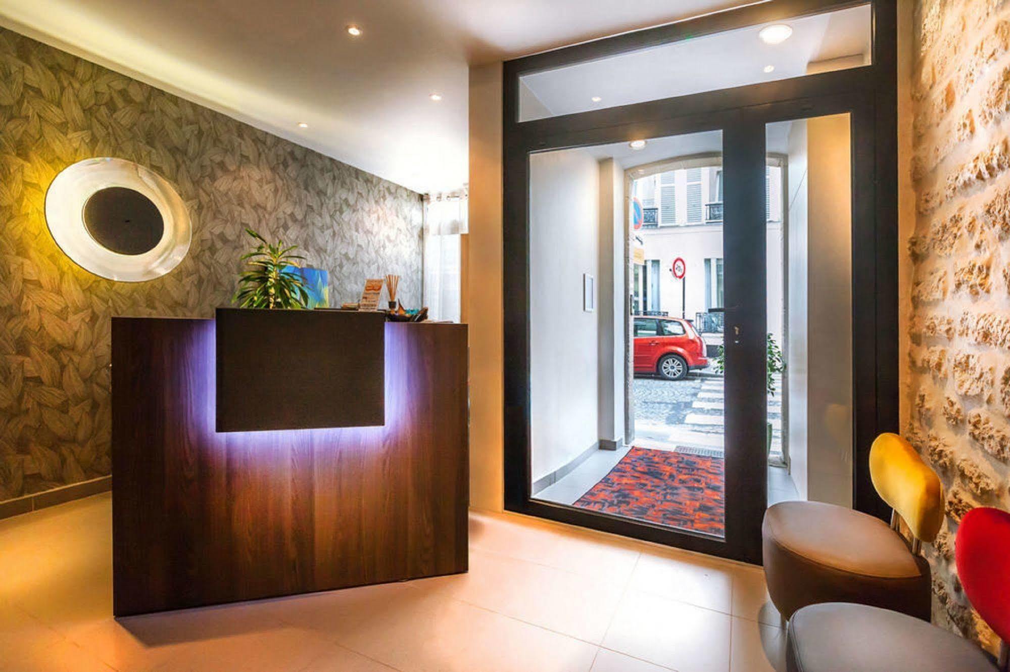 Helussi Hotel 3*
