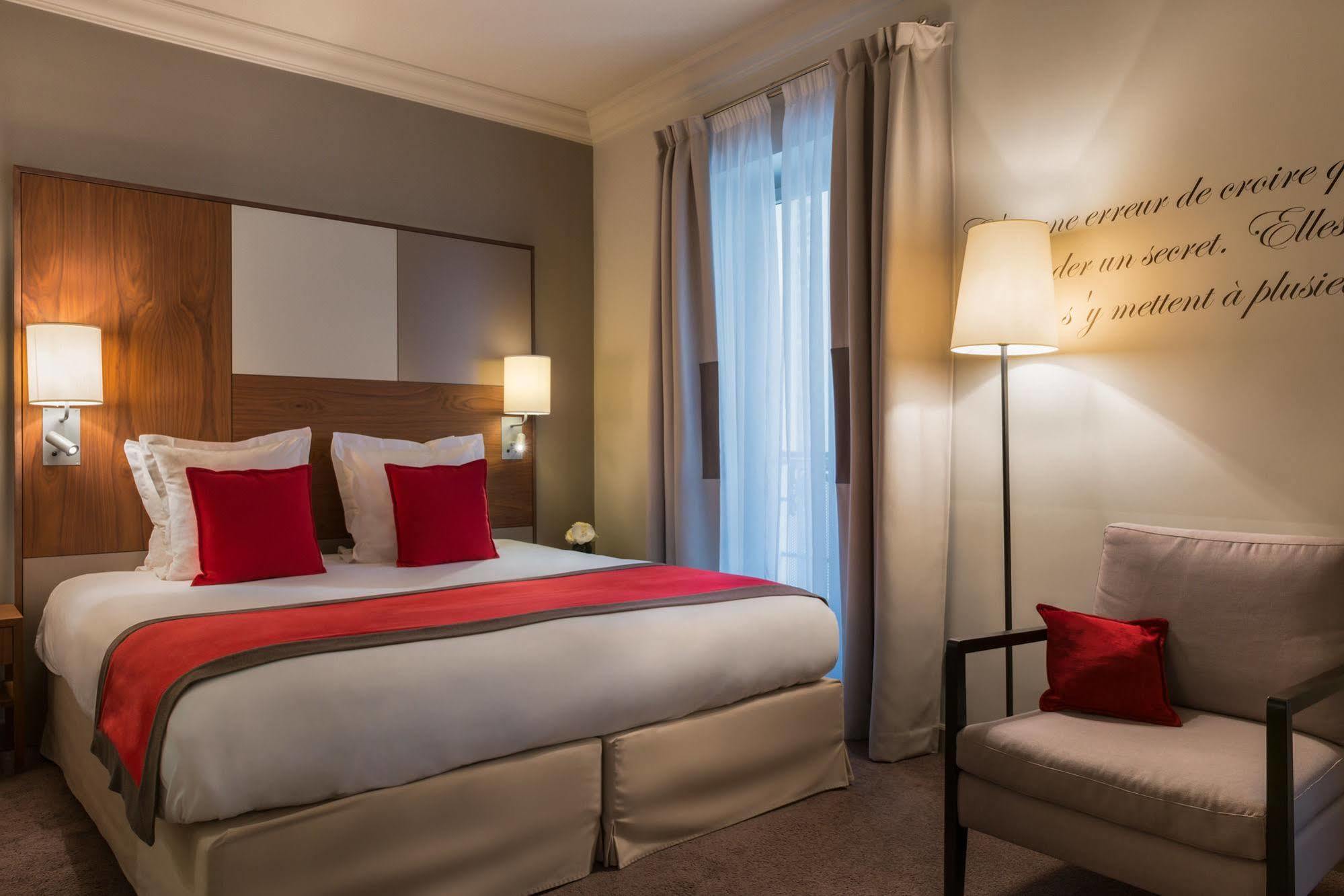 Le Tourville By Inwood