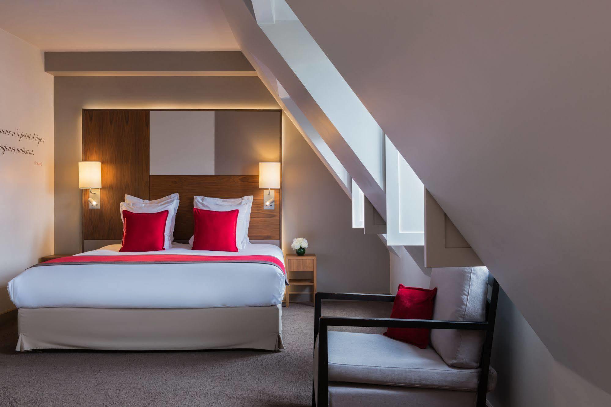 Hotel Le Tourville By Inwood Paris