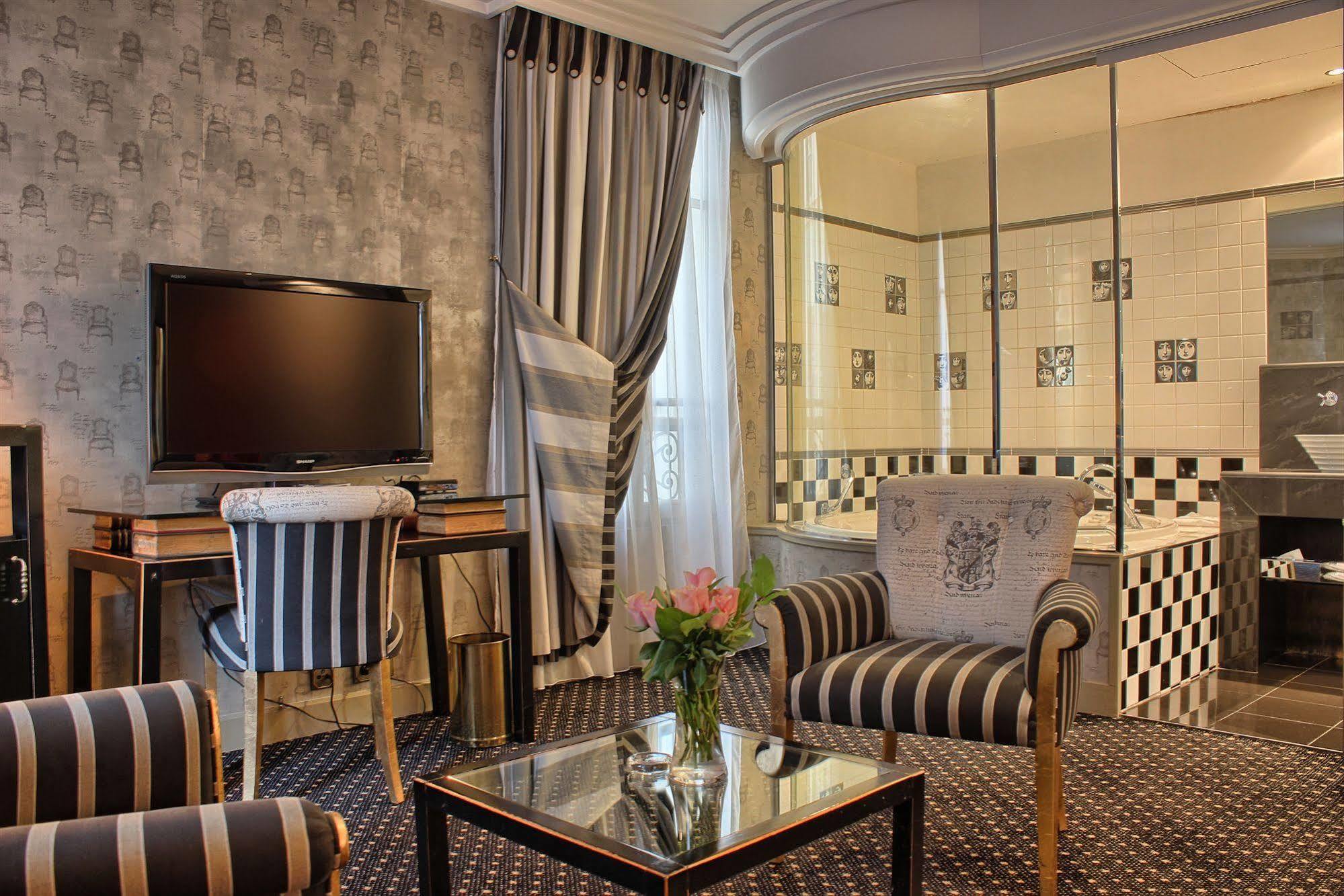 Hotel Lutece Port Royal
