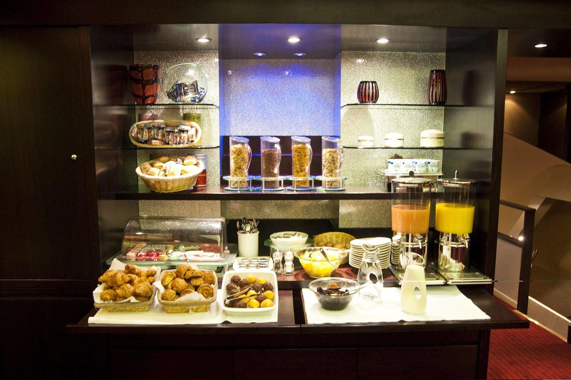Casimir Hotel 3*