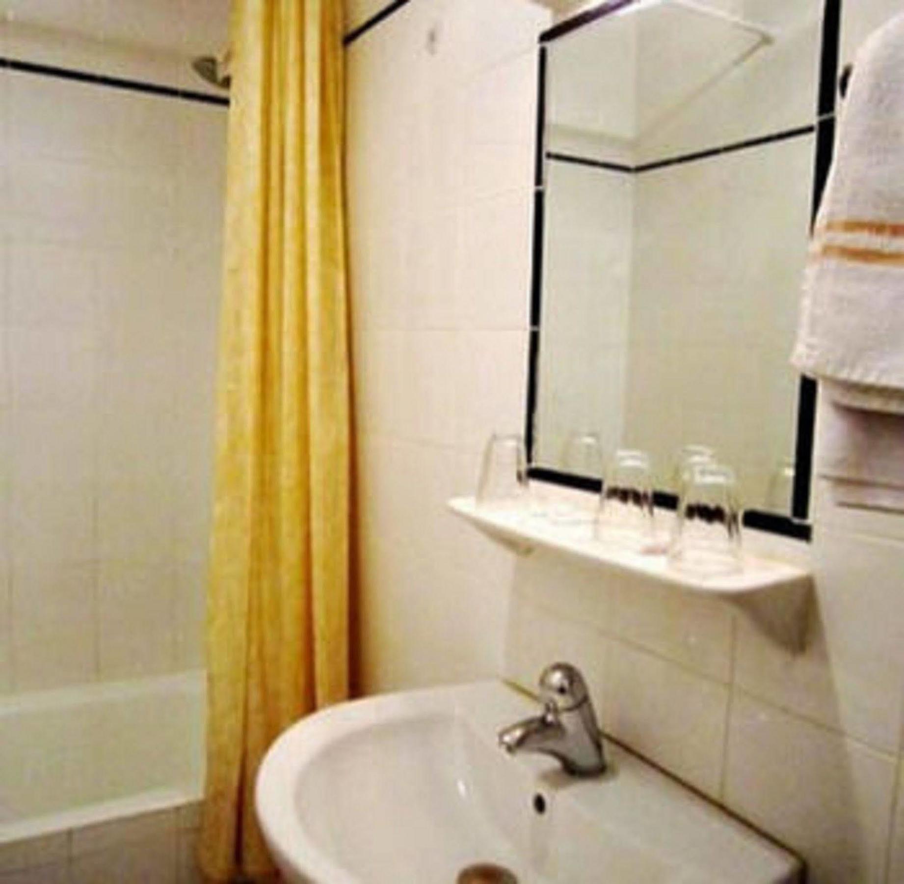 Hotel Grand Voltaire