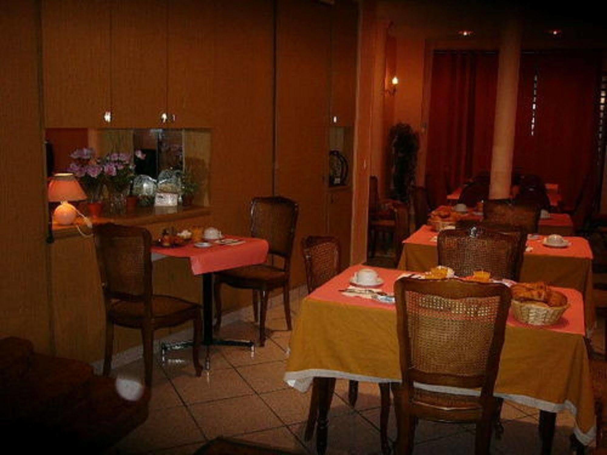 Grand Voltaire 2*