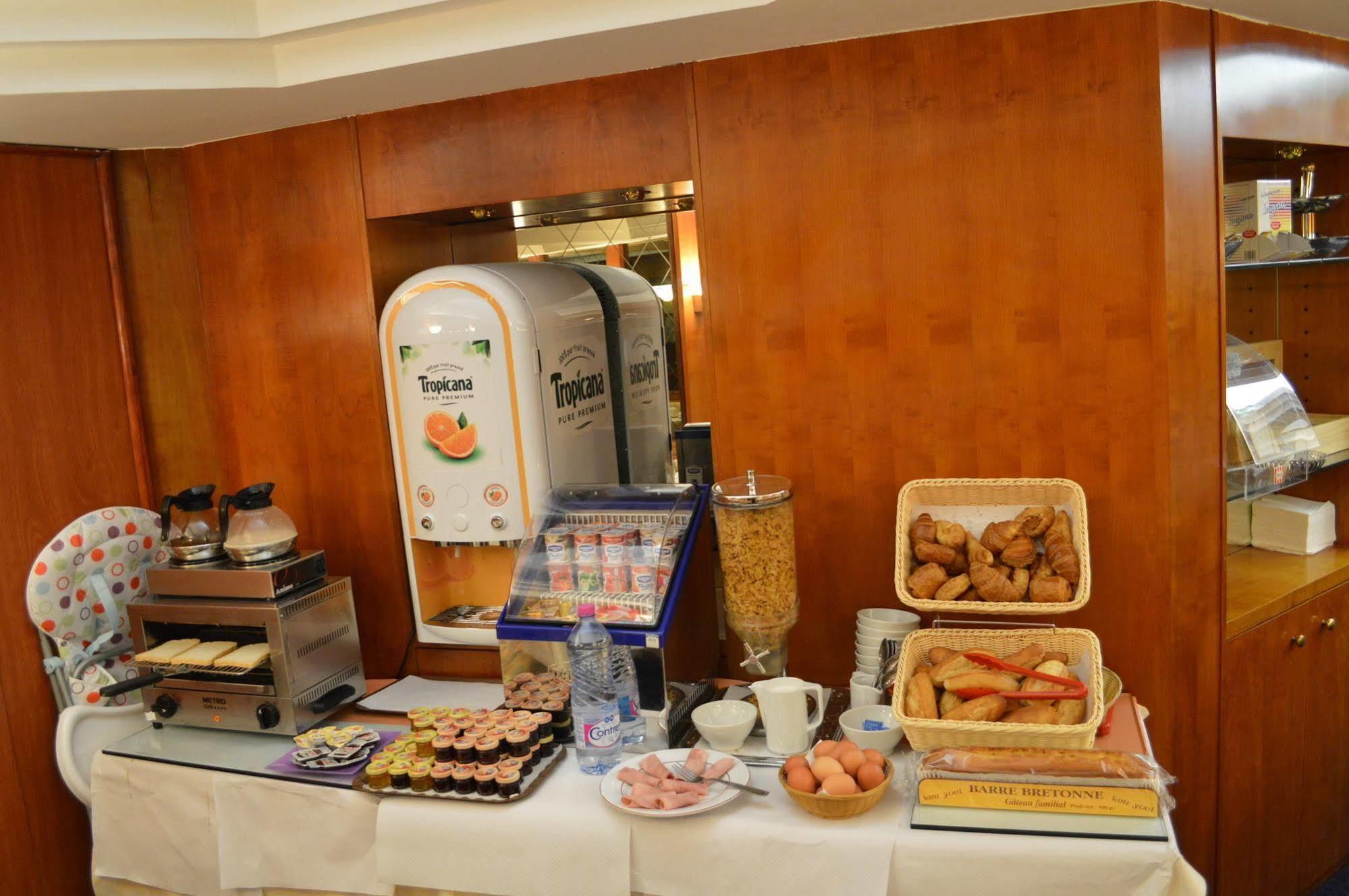 Hotel 6 Vh Paris
