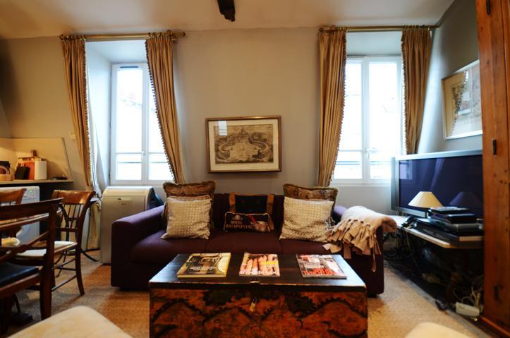Harpe Apartment *