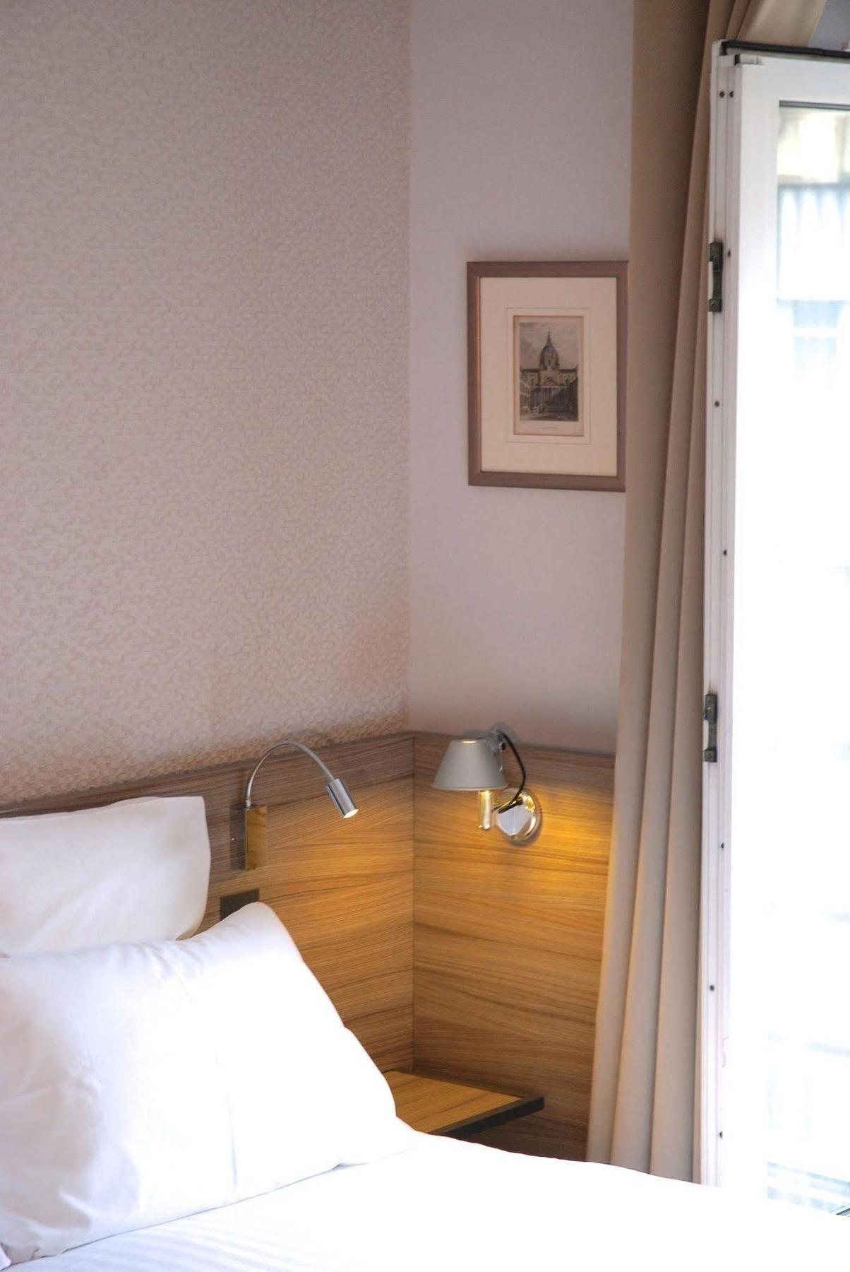 Hotel Des 3 Collèges Paris